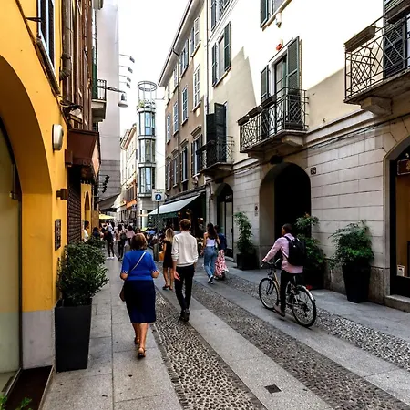 Apartment Lovely In The Hearth Of Brera By Rentopolis Milan