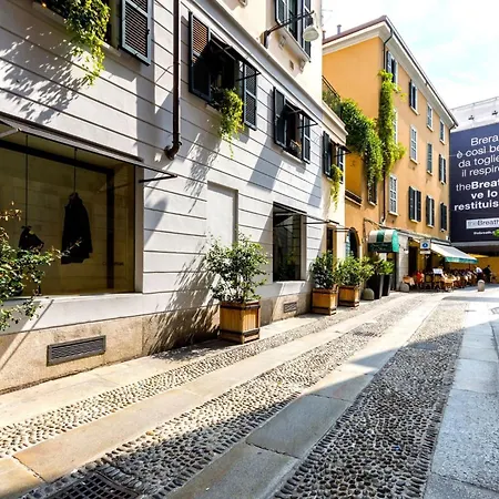 Lovely In The Hearth Of Brera By Rentopolis Milan